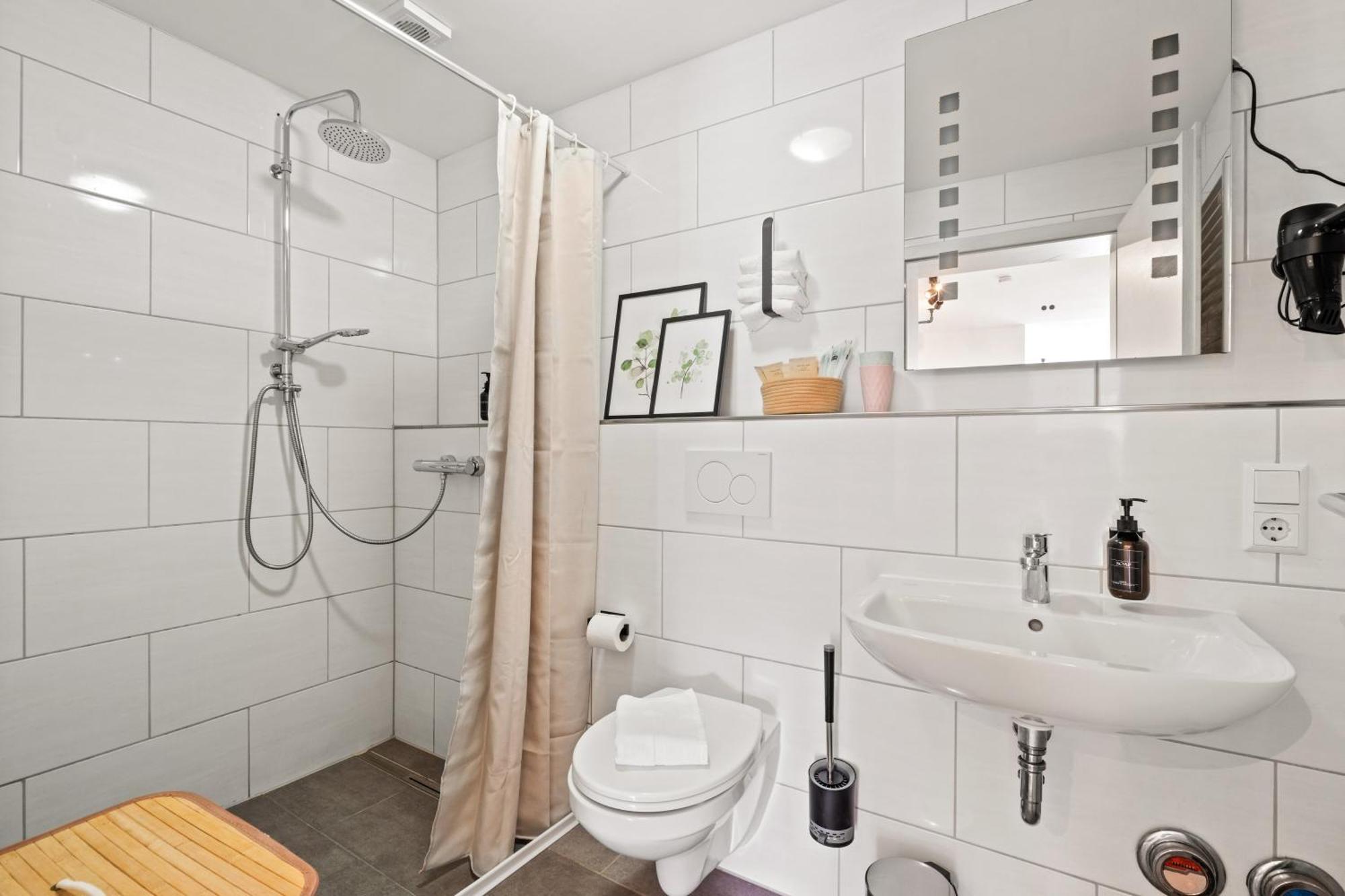 Greenhouse Living Apartment Fagus Mit Terrasse Und Feuerstelle - 6 Minuten Nach Winterberg - 4 Minuten Zur Ruhrquelle - Wandern - Mountainbike Fahren - Reisen Mit Hund & Natur Geniessen Medebach Ngoại thất bức ảnh